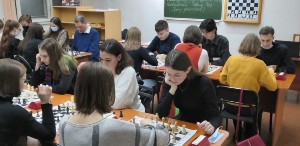 «Queen gambit» по-студенчески: как в ТГПУ прошел блицтурнир по шахматам