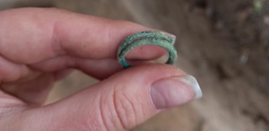 Бронзовое кольцо 3 000 лет и другие находки первокурсников-археологов ИФФ
